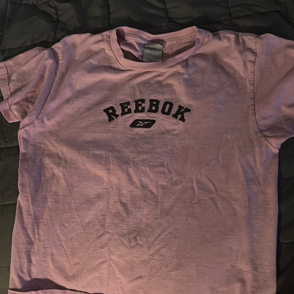 pink reebok t-shirt